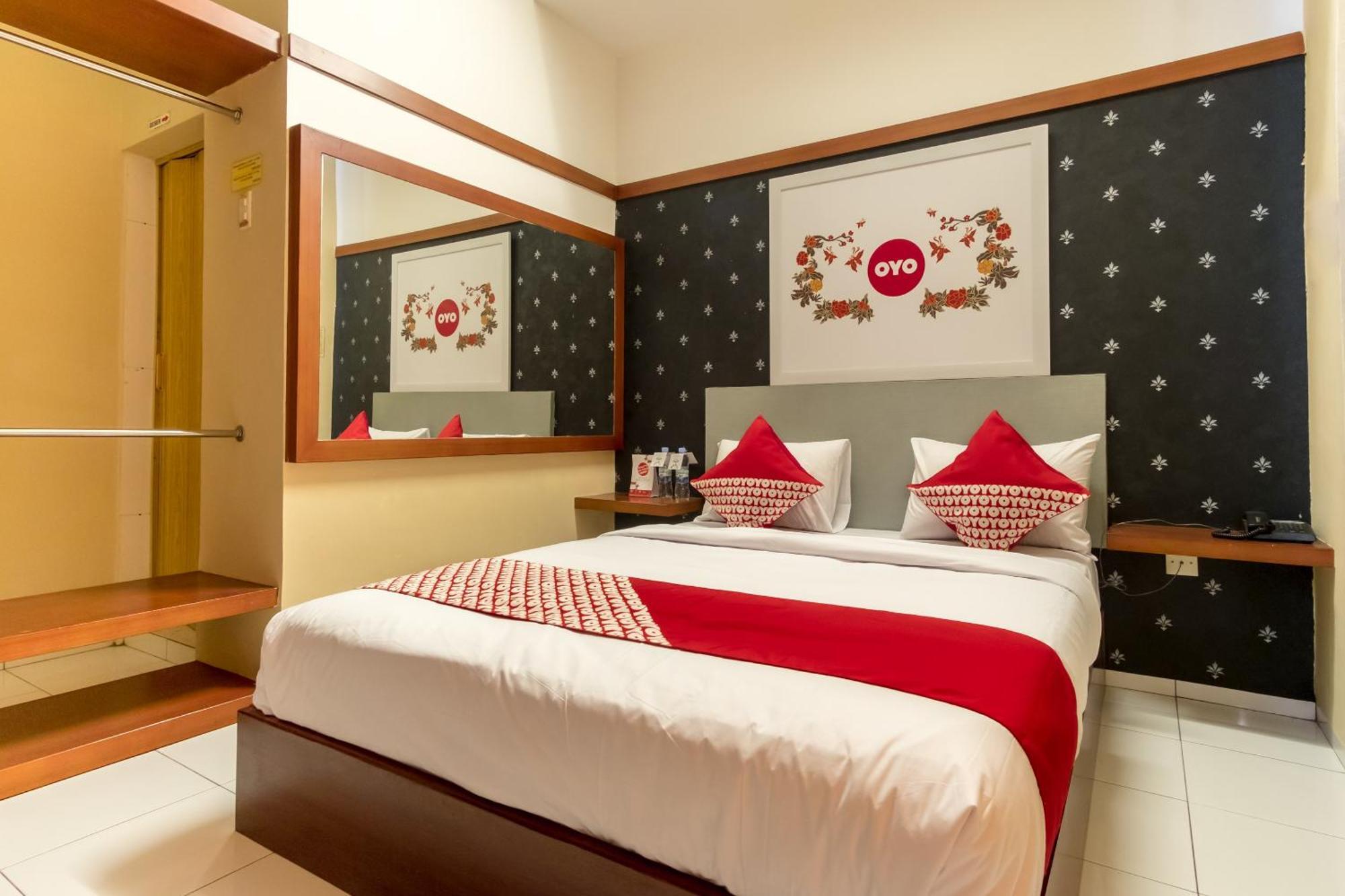 Capital O 615 Residence Puri Hotel Syariah Медан Екстер'єр фото