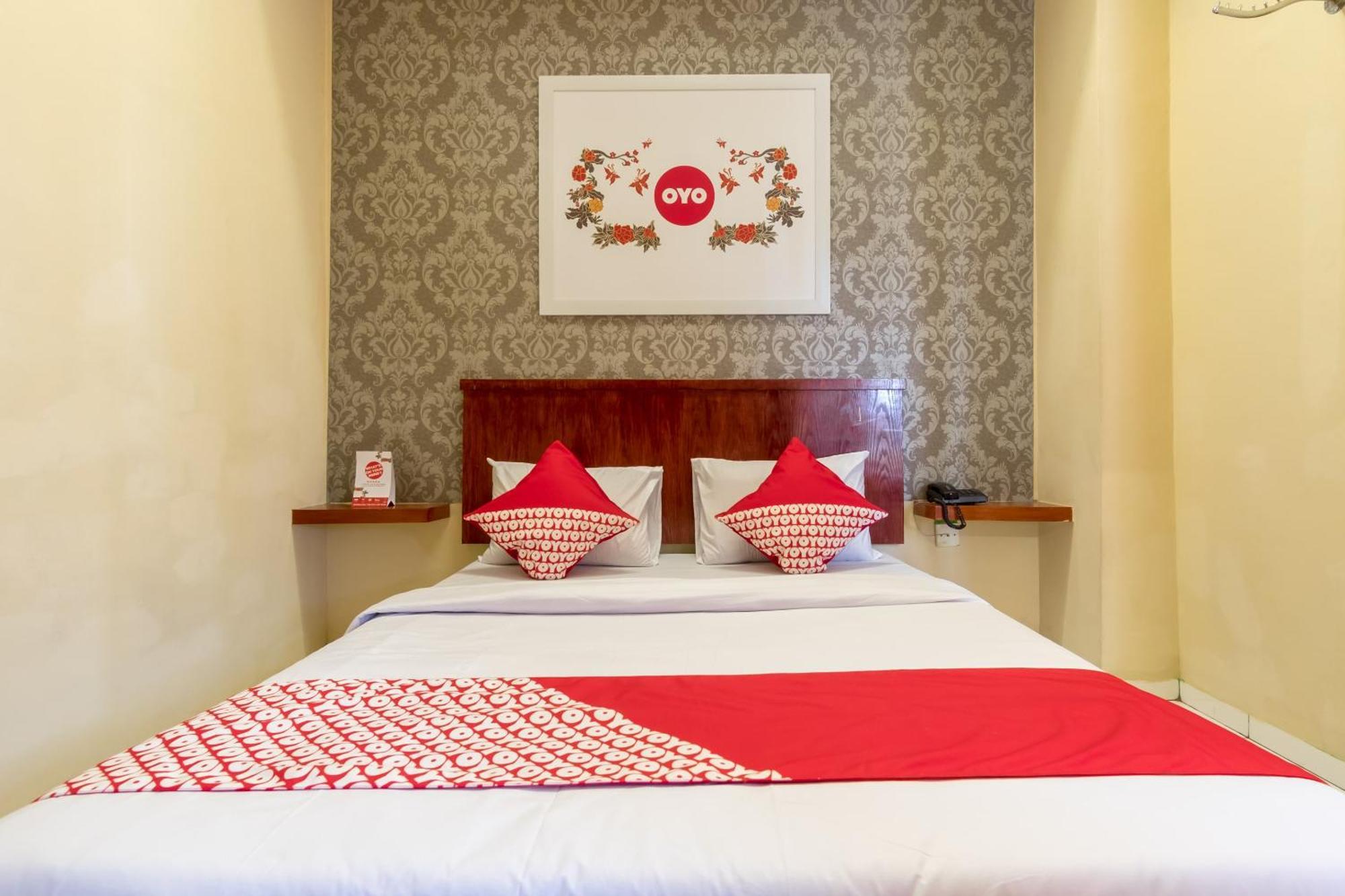 Capital O 615 Residence Puri Hotel Syariah Медан Екстер'єр фото